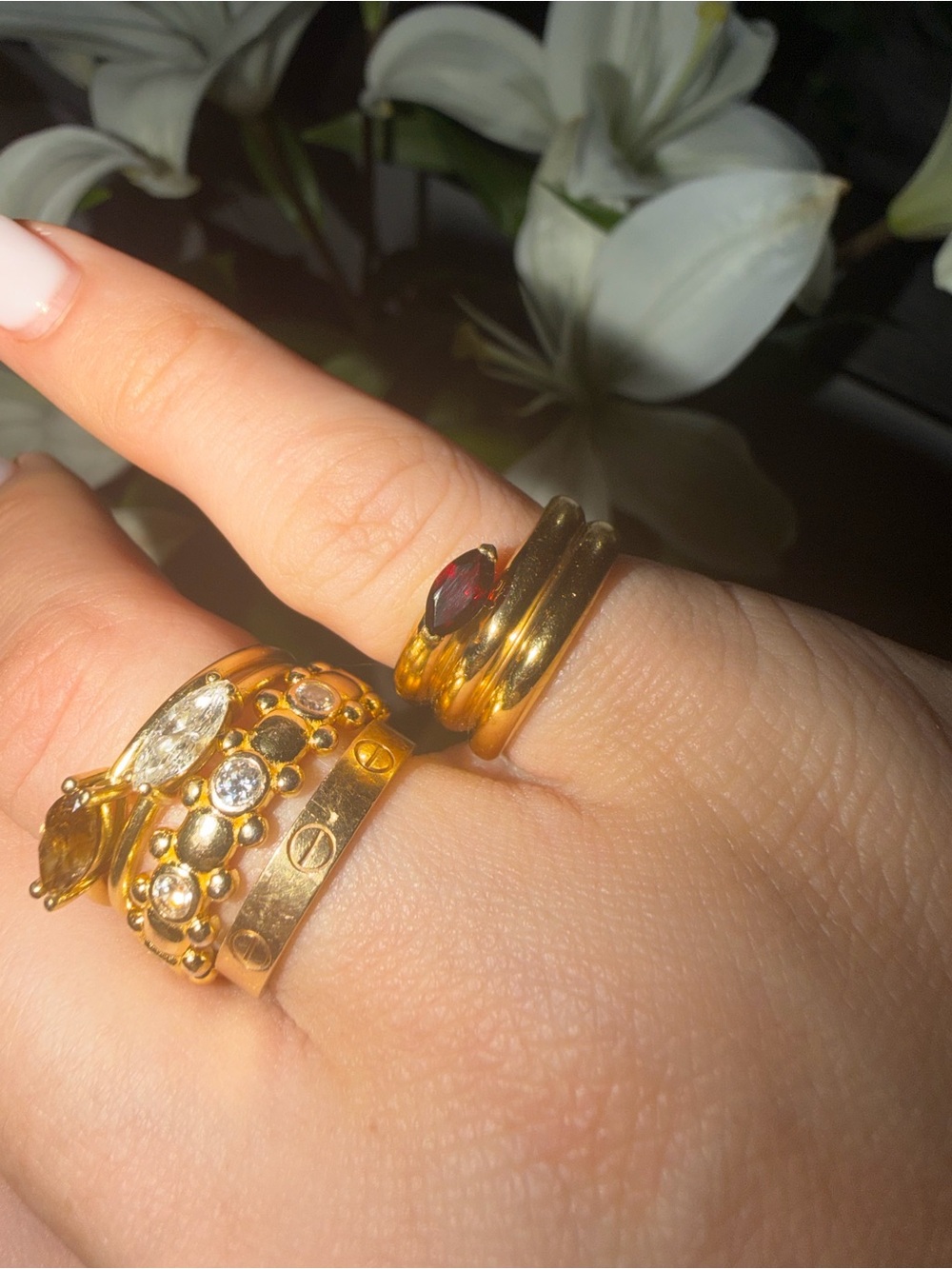 Boa Gemstone Coil Ring in Gold with Red Garnet size 5 - Picture 2 of 2